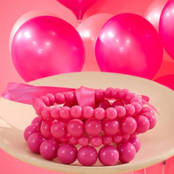 ❀ 2/$20 5PC Classic Hot Pink Faux Pearl Bracelet Bundle Set - Picture 4 of 5